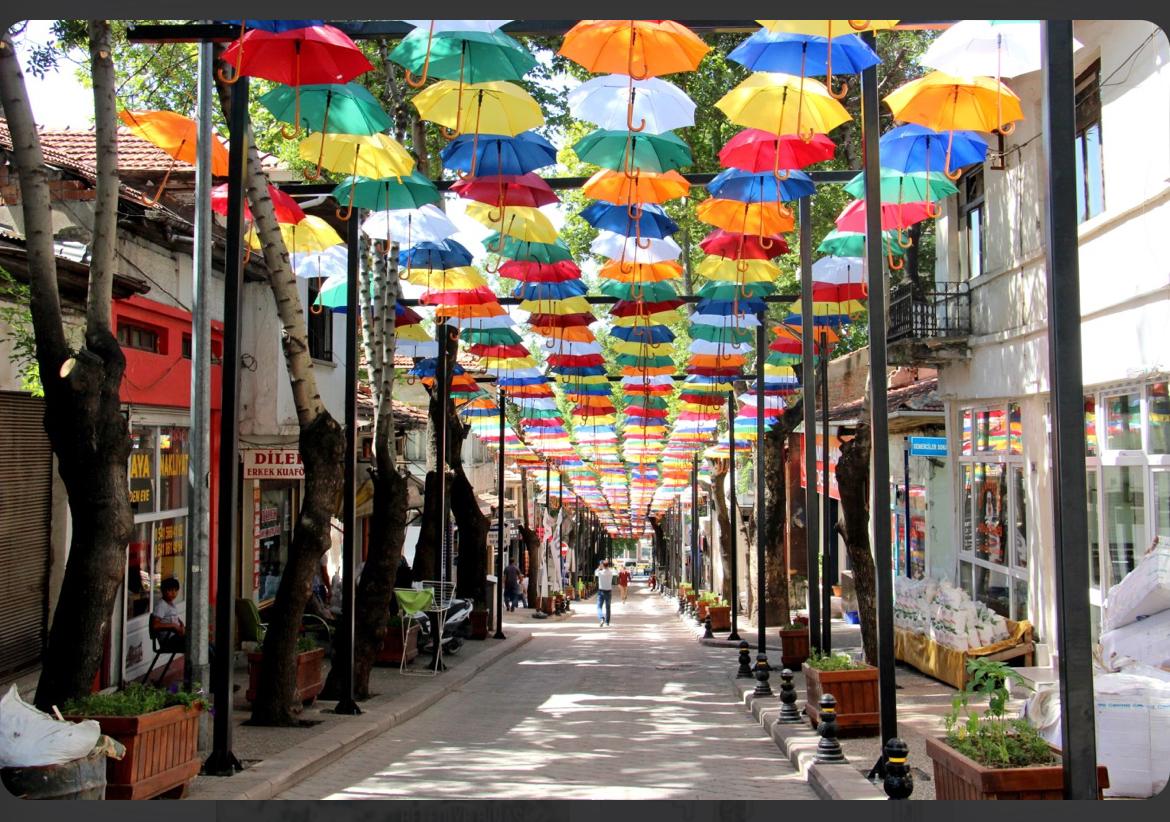 çankırı belediyesi sokak süsleme şemsiyeleri